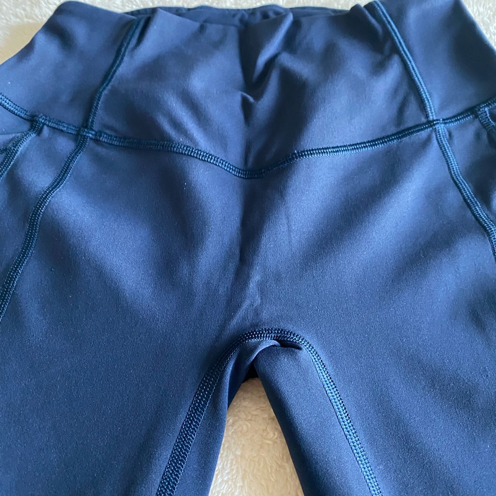 Lululemon Pace Rival Crop - 4 - Picture 3 of 6
